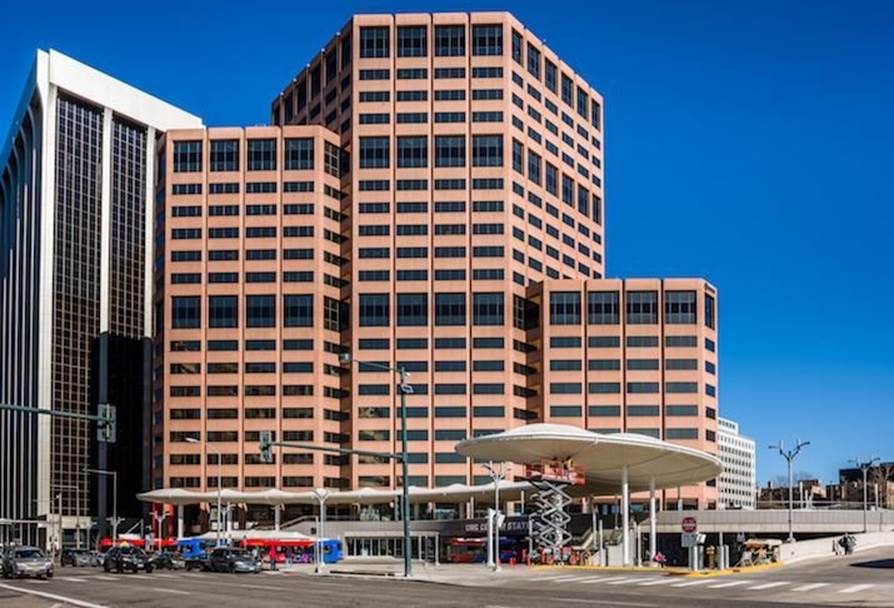 Mile High CRE : Rising et BentallGreenOak se portent acquéreurs du Civic Center Plaza