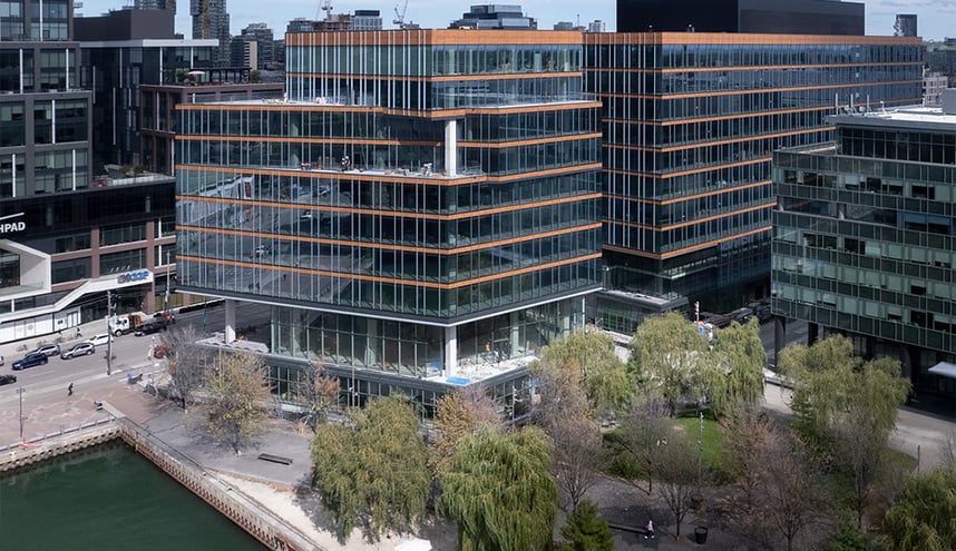 The Globe and Mail : Waterfront Innovation Centre s'apprête à amener 2 000 travailleurs sur le lac Ontario